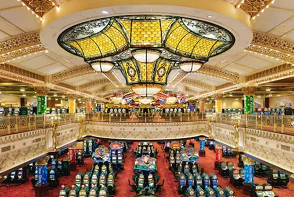 Ameristar Casino Resort Spa St. Charles Saint Charles Exterior foto