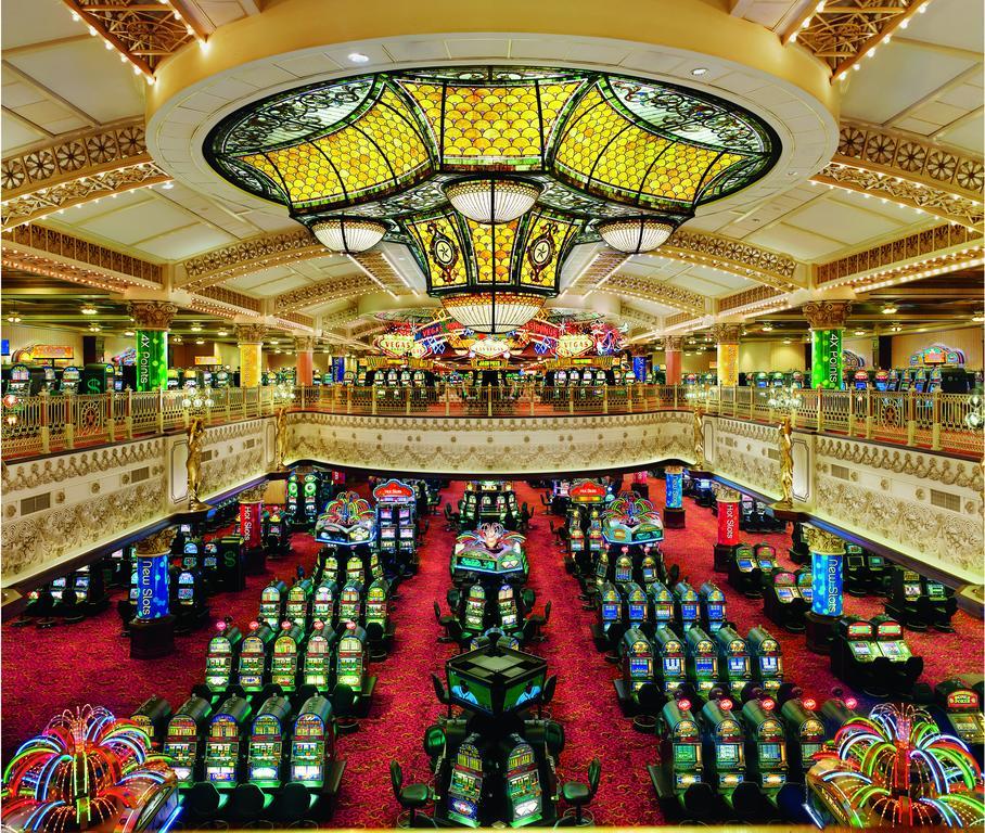 Ameristar Casino Resort And Spa Saint Charles Exterior foto